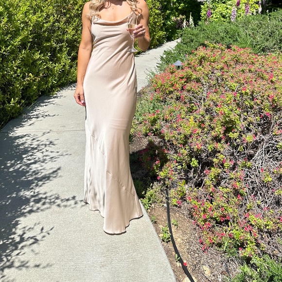 Show me your Mumu - Satin Slip Dress - Picture 1 of 5